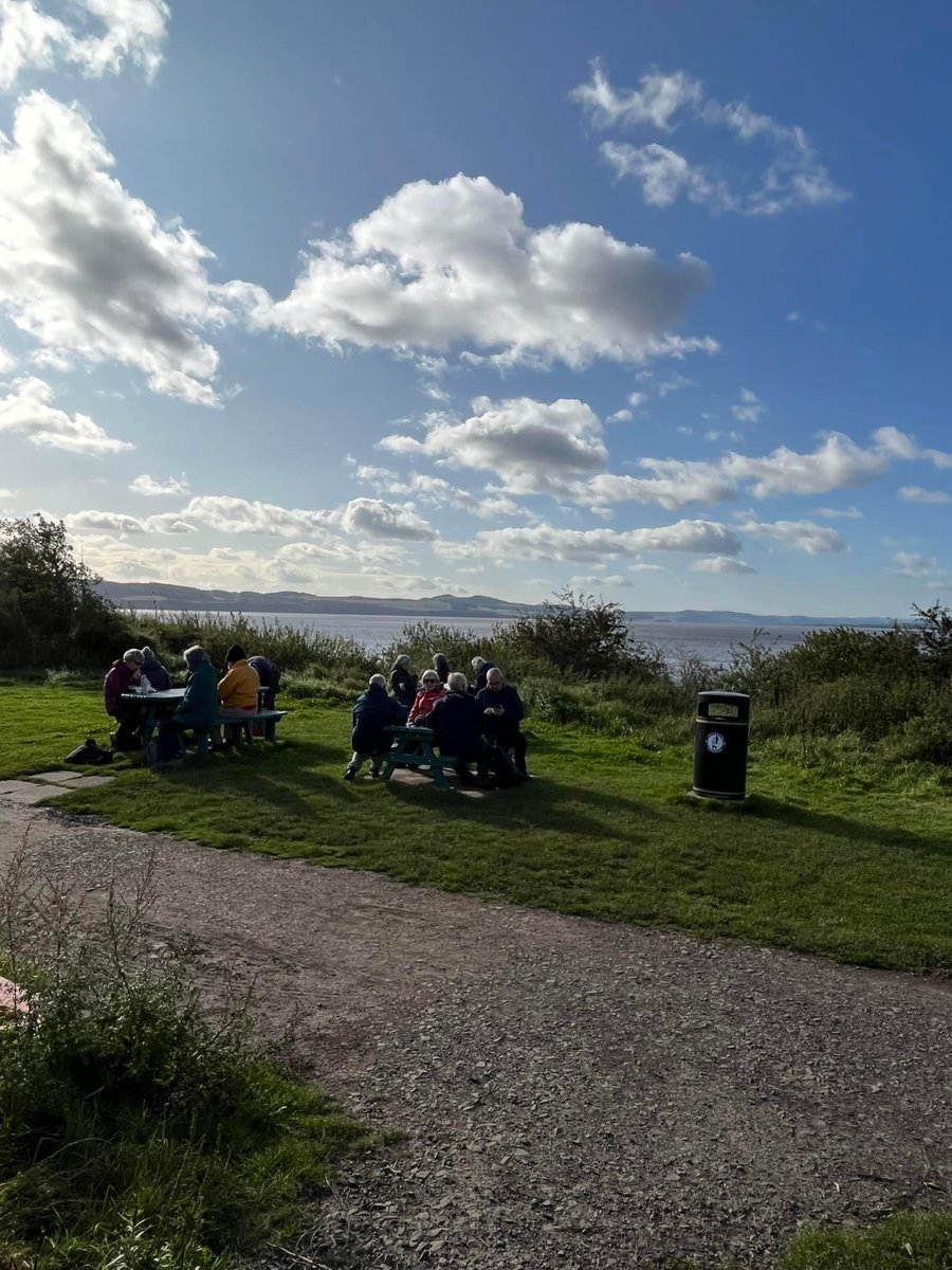 DundeeRamblers's tweet photo. 2 very different walks were on offer today from ⁦@DundeeRamblers⁩.  Social Stroll round the West End of Dundee and spotting deer rutting on the outskirts of Comrie. https://t.co/cJbmrnKxtB