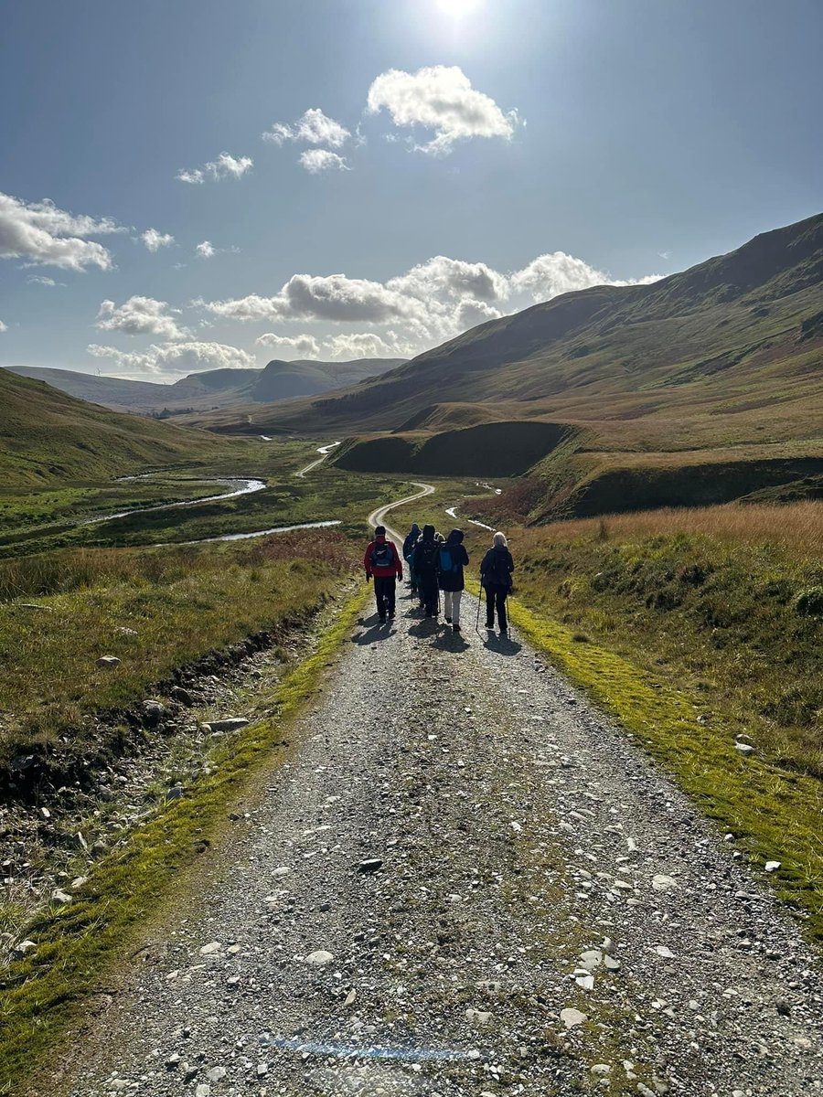 DundeeRamblers's tweet photo. 2 very different walks were on offer today from ⁦@DundeeRamblers⁩.  Social Stroll round the West End of Dundee and spotting deer rutting on the outskirts of Comrie. https://t.co/cJbmrnKxtB
