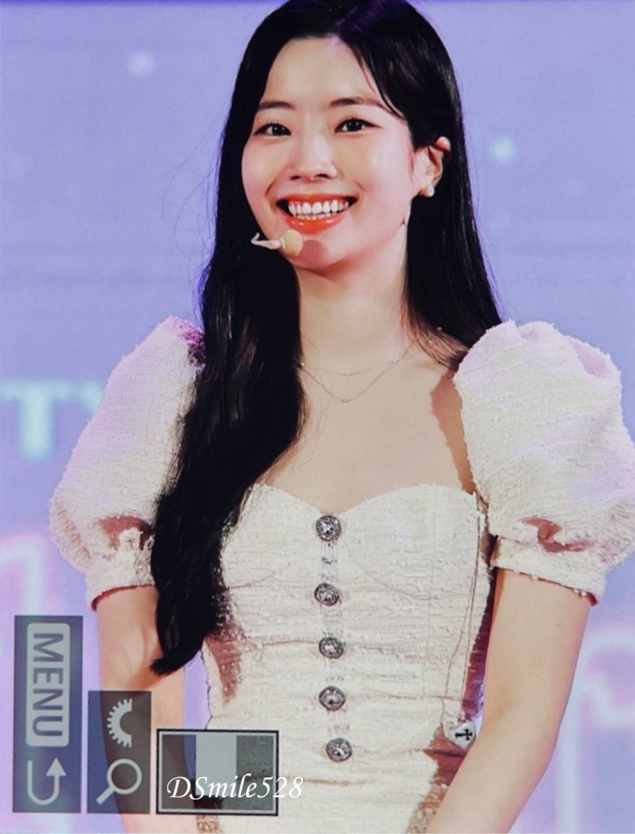 DSmile528's tweet photo. 231014 LDF 프리뷰

#트와이스 #TWICE  
#다현 #ダヒョン #DAHYUN https://t.co/DiSm1XgUbj