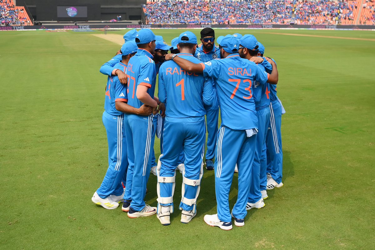 hardikpandya7's tweet photo. Forward, together 🇮🇳 #CWC23 https://t.co/fAZD9DRjxz