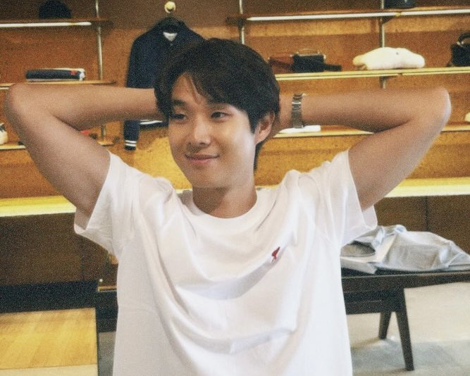 wooshiku's tweet photo. Yes baby? https://t.co/2N4w5g8JVN