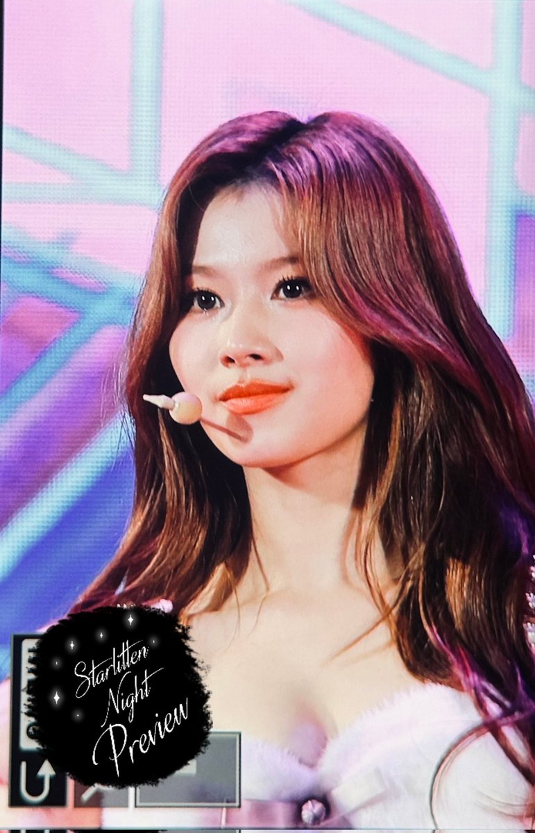 StarlittenNight's tweet photo. 231014 - Lotte Duty Free Preview 

🥹 💜

@JYPETWICE

#TWICE #SANA 
#트와이스 #사나 
#サナ #とにかく可愛い湊崎 https://t.co/SHLeeGQey0