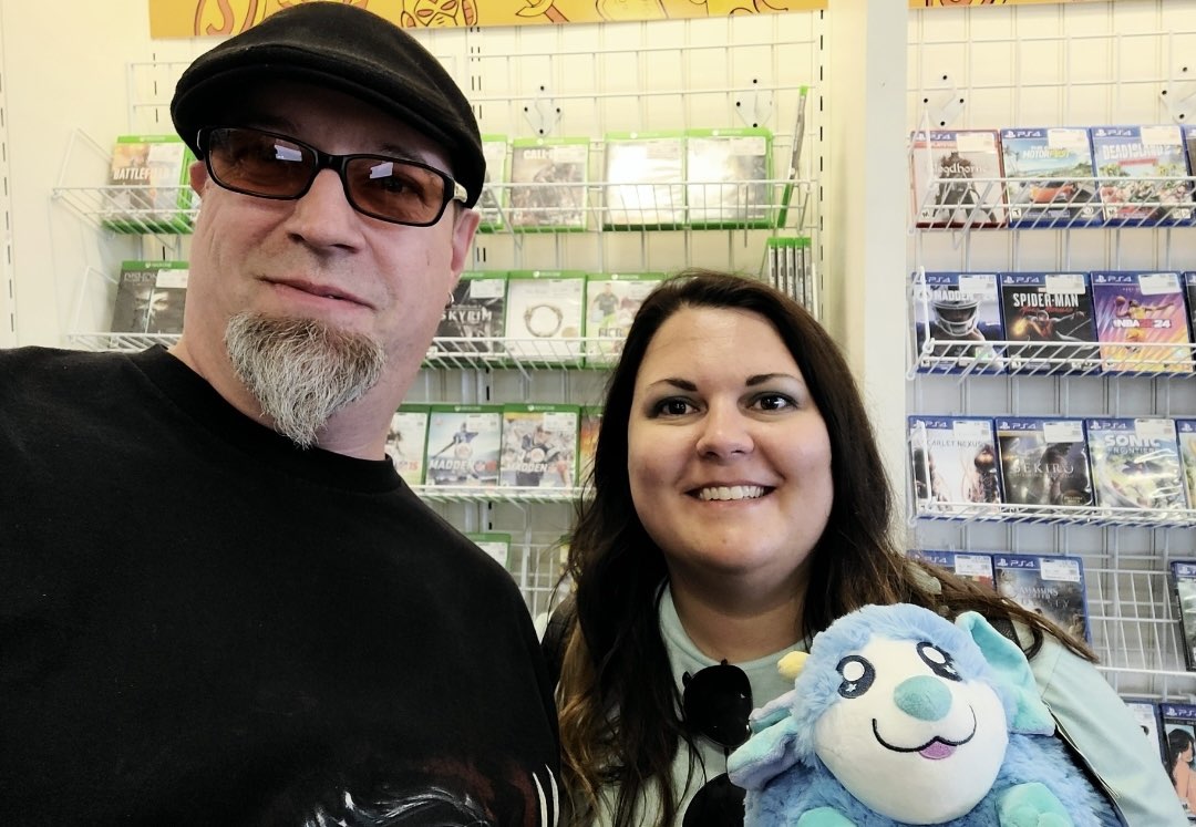 Play_And_Talk's tweet photo. So exciting! 🥰 We got to meet the creator of Squishable's "Limited Star Rat" AKA Cosmic Mouse! Thank you so much, Taylor, for coming in to our Foley store! <3
#squishable #plushie #freelance #stuffedanimals https://t.co/yJ6fiArrjj
