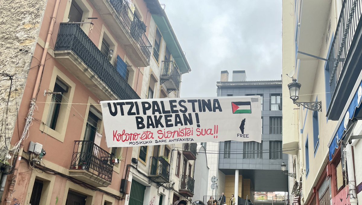 UnanuaJone's tweet photo. #palestina https://t.co/28lSSMAiyz