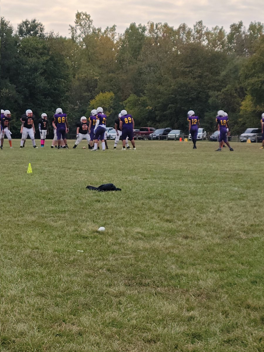 Landon reading the defense pre-snap (#56)
