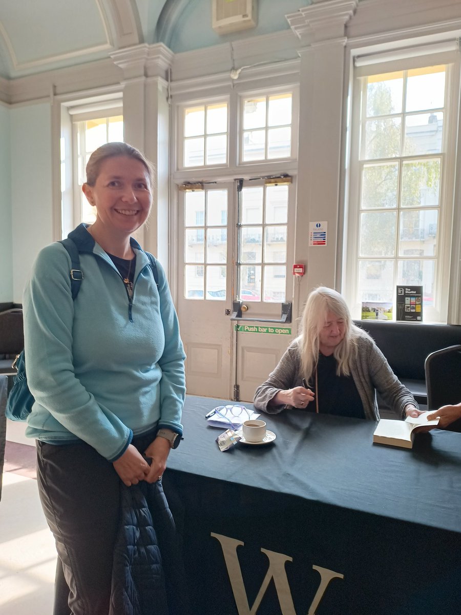 I had a great time @cheltfestivals listening to @wmarybeard talk about the delights of dining with Roman Emperors. It was also lovely to meet her afterwards.