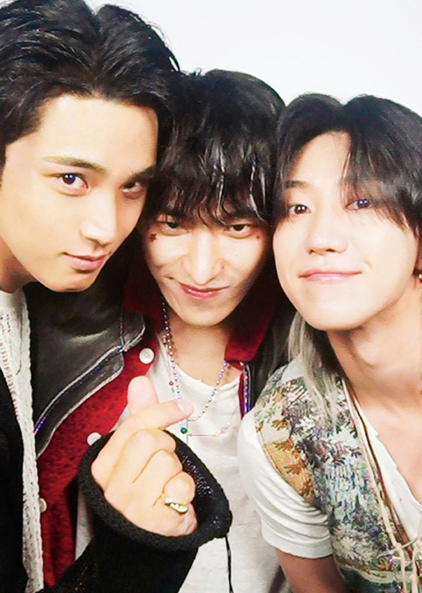 8Gwang_'s tweet photo. 어떤 조합 https://t.co/5jC7Y6CJLH