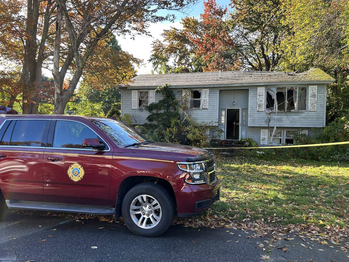 HamptonNHFD's tweet photo. Earlier this morning Hampton Fire Alarm received a call for fire at 12 Randall St, companies on scene transmitted a first alarm bringing in additional resources. Fire is under investigation, and a more formal press release will be forthcoming. 

#HamptonFire #HamptonNH https://t.co/Vl9fO1NZXN