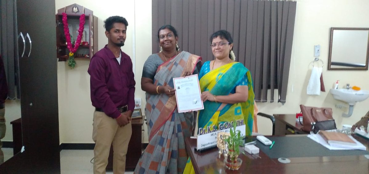 ma_madurai's tweet photo. #PMGDISHA Madurai District 55+ Student Environment & complete the course VLE Muthuraj faculty Was distribute The certificate for the students @csc_south
@cscmaduraii
@CSCegov_
@PMGDISHA
@dintya15
@mducollector
@sctntl9 #pmgdish
#DigitalIndia #TpopConcertFest2 https://t.co/J6JgyAskC7
