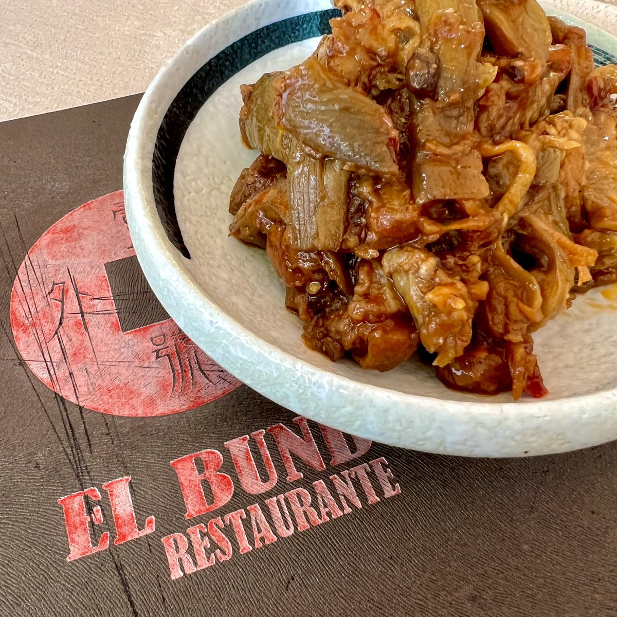 zampatelmundo's tweet photo. 🇨🇳 Espectacular como siempre la #cocinachina del #restaurante @elbund en #Madrid 
👉🏻 https://t.co/O1S4heYVZm https://t.co/J776JyKaNs