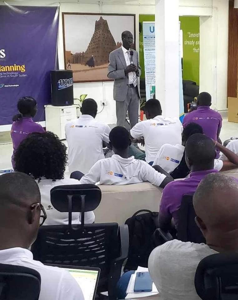 JohnAkec's tweet photo. INNOVATIVE FAMILY PLANNING WORKSHOP @ UNiPod at UoJ
Supported and organized by UNFPA in collaboration with several civil society organizations and SMEs Friday last week 6th October. I was privileged to participate in the closing.
Credit: William Ror Jr https://t.co/OSN5iLETKU