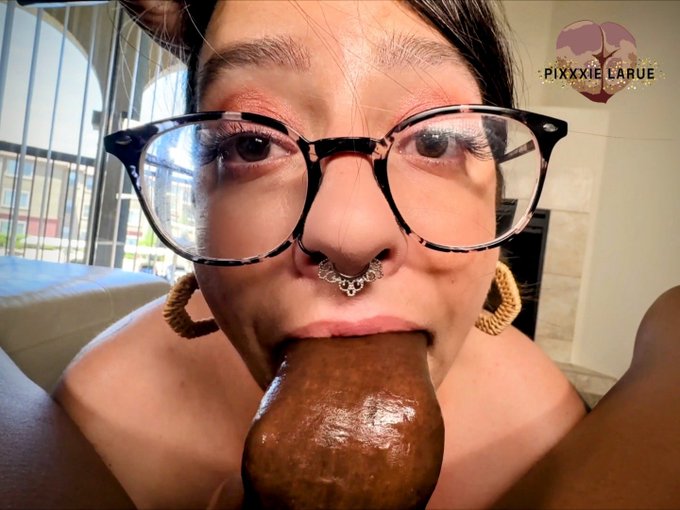 Did a video for my application for this agency &amp; they're like why porn &amp; I'm like "I'm a slutty freaky<a href="/tag/mvsales"class="tags"><span>#mvsales</span></a>