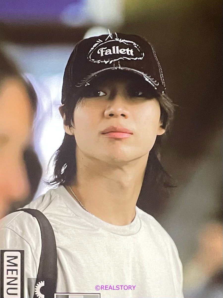 realstory718's tweet photo. 231014 파리도착 하,,, #태민 #TAEMIN #SHINee https://t.co/dQvuzikwJU