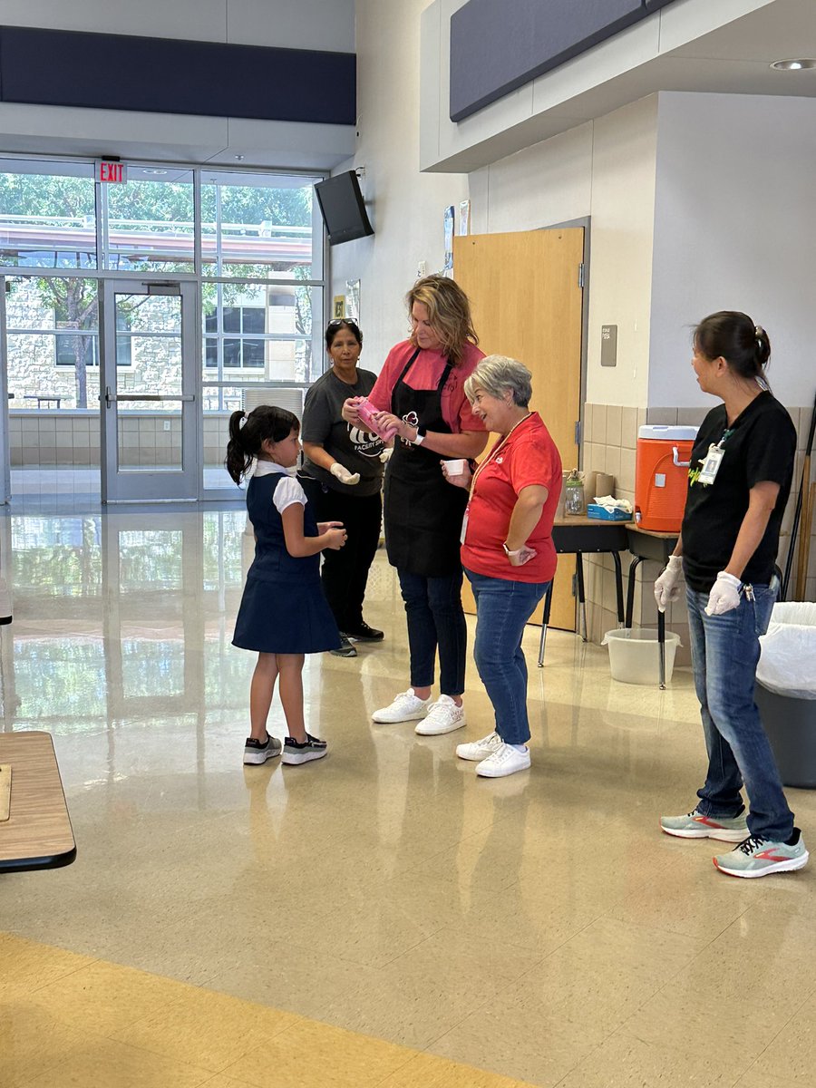 Sjainr's tweet photo. @CassForKids @CFBISD @EldredgeWendy 
Cafeteria to Culture…We LOVE our Board and Superintendents for supporting our every move!!! https://t.co/y1LGEzTt2j