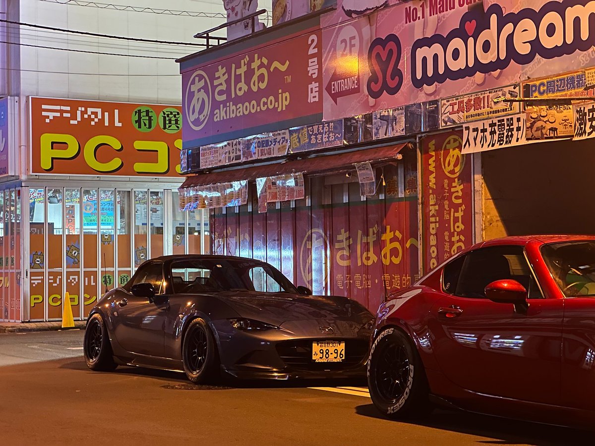 NiRSAKI_'s tweet photo. エンジョイ勢なのでRPF1RS(8j+28)に5mmスペーサー、205/50R15の𝙏𝙊𝙔𝙊𝙏𝙄𝙍𝙀𝙎 𝙋𝙍𝙊𝙓𝙀𝙎 𝙍𝟴𝟴𝟴𝙍装着して前後−4度キャンバー付けて終わりです https://t.co/QQFVKvX4Lm