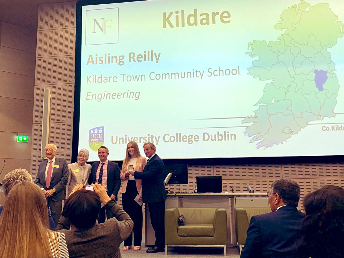 KtcsPrincipal's tweet photo. Well done to Aisling Reilly on receiving the Naughton Scholarship Award at Trinity University College today. @NaughtonFound @tcddublin The scholarship is to exceptional students who continue to 3rd level focusing in the STEM sector. @accsirl @KANDLEi @STEMEduc @Education_Ire 👏👏 https://t.co/gE0zI7Ia0j
