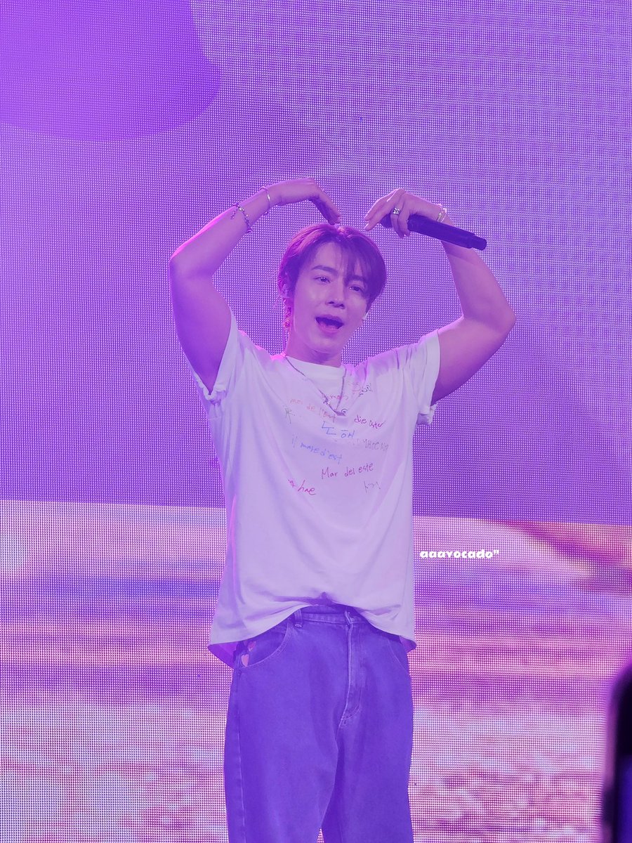 AvoHae86's tweet photo. Happy Birthday my babe🥰
@donghae861015 

#동해 #DONGHAE 
 #오늘_HARU는_떠해의_생일 https://t.co/h7uIMRnmSF