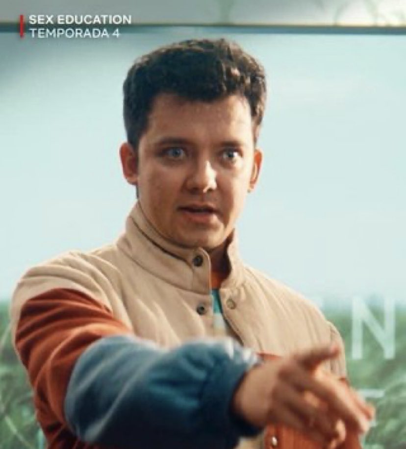 boys_boys_world's tweet photo. Asa Butterfield from Sex Education 🥵🥵🥵 https://t.co/Py5nsOUXJl