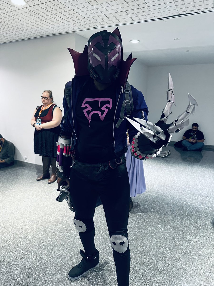 Maxzilla35's tweet photo. @NY_Comic_Con #NYCC2023 https://t.co/3wk0t7mwcY