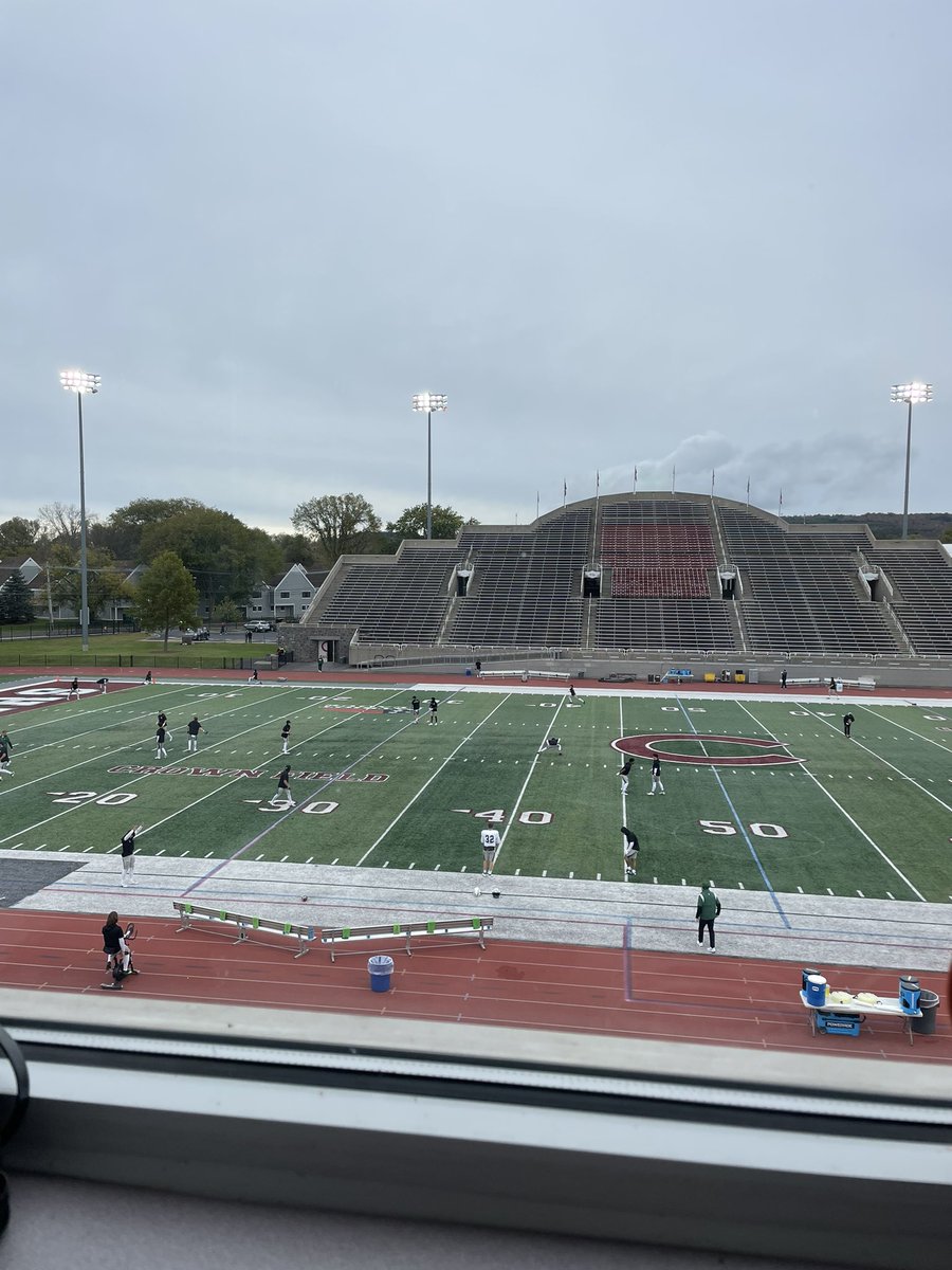 brett_radio's tweet photo. We’re in Hamilton, NY for @DartmouthFTBL taking on Colgate. Listen live and for free across the Big Green @Learfield Network with pregame at 12:30pm. @dartmouthsports 

🎧: https://t.co/MVntS6cuGg
📱: Varsity Sports App https://t.co/kEbr7emHwx