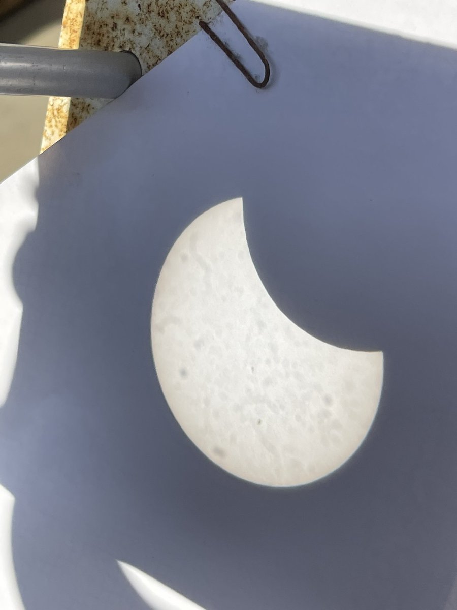 bcookin's tweet photo. @tariqjmalik @Chryseplanatia @TWiT @SPACEdotcom @JoeRaoWeather I probably should have done a better job of cleaning my lenses since the last one I saw 6 years ago. Only two of these spots are on the sun https://t.co/xmIQonXF5I