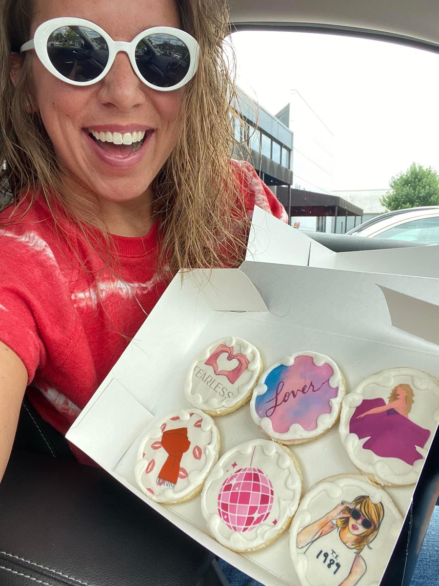 Kristen 🎶✌🏼 (@onairkristen) on Twitter photo This is NOT a drill! <a href="/taylorswift13/">Taylor Swift</a> cookies are back at <a href="/OakmontBakery/">Oakmont Bakery</a> 🥰🎉 Just in time for the Eras Tour Movie!
PS - This was from summer. I’m currently bumming it in the <a href="/Q929FM/">Q929FM</a> studio & have no cookies. Didn’t want to be misleading & make you think I got dressed up today 🫠 This is NOT a drill! <a href="/taylorswift13/">Taylor Swift</a> cookies are back at <a href="/OakmontBakery/">Oakmont Bakery</a> 🥰🎉 Just in time for the Eras Tour Movie!
PS - This was from summer. I’m currently bumming it in the <a href="/Q929FM/">Q929FM</a> studio & have no cookies. Didn’t want to be misleading & make you think I got dressed up today 🫠