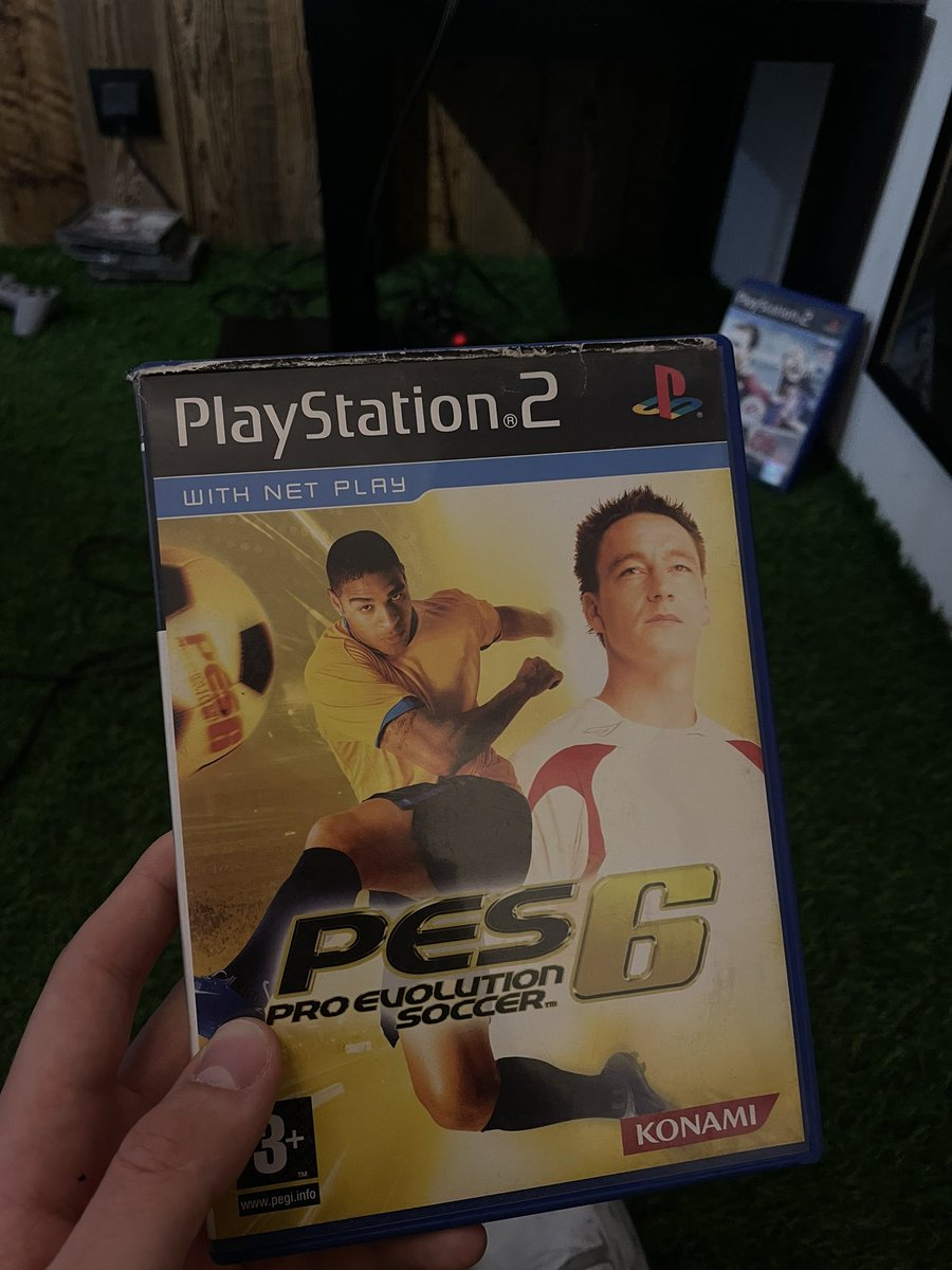 Premier League nie gra, więc sobotę spędzamy z tym klasykiem <a href="/Nostalgia_Praga/">Nostalgia_Praga</a>