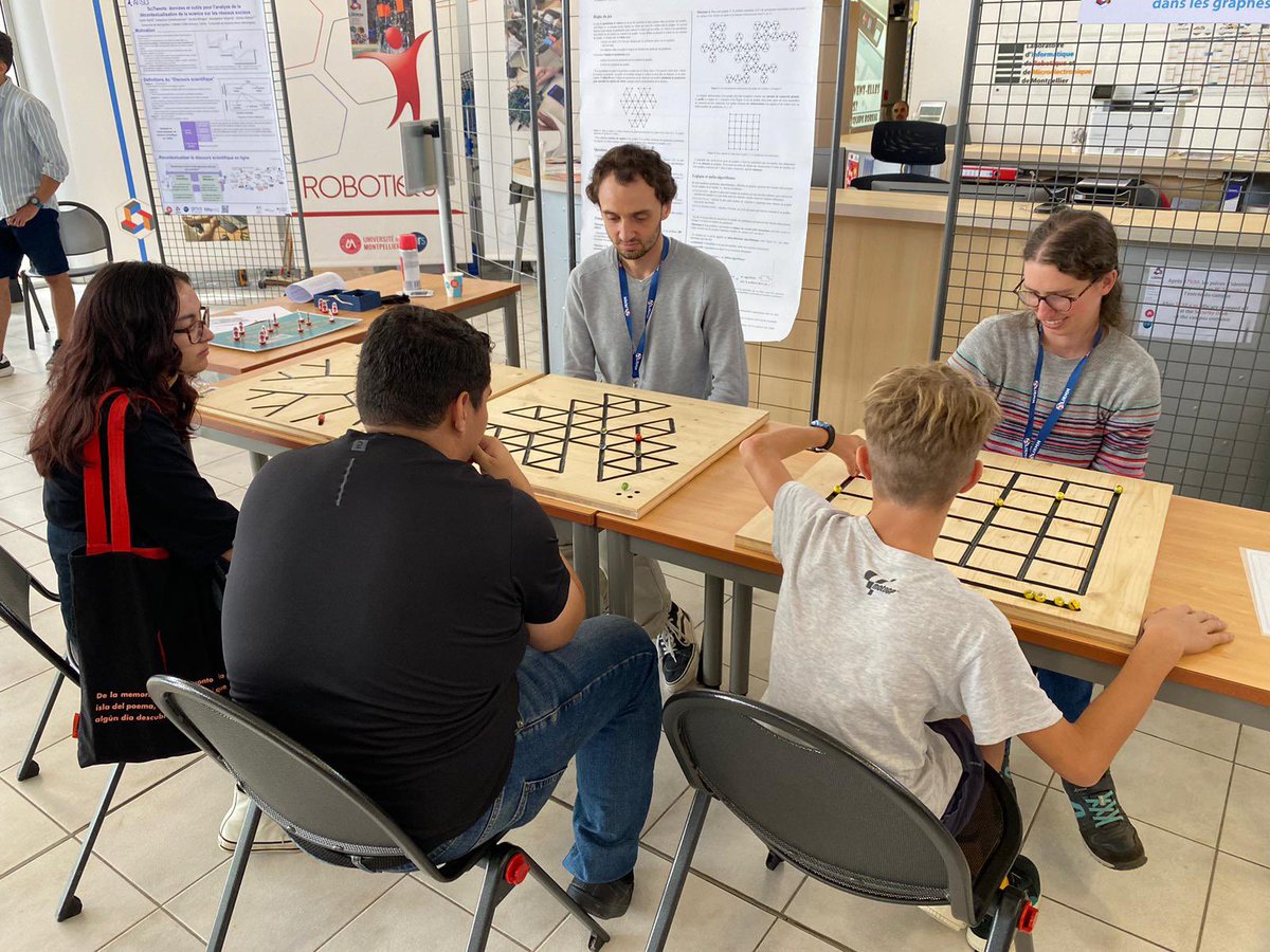 lirmm_'s tweet photo. #FDS2023 
Nous avons été heureux de vous accueillir dans notre Campus St Priest pour faire un voyage scientifique ensemble à travers d’animations, ateliers, conférences ... pour les petits et les grands! 
Merci d’être venu si nombreux! Merci aux équipes des laboratoires ! https://t.co/zDBngPbz7W