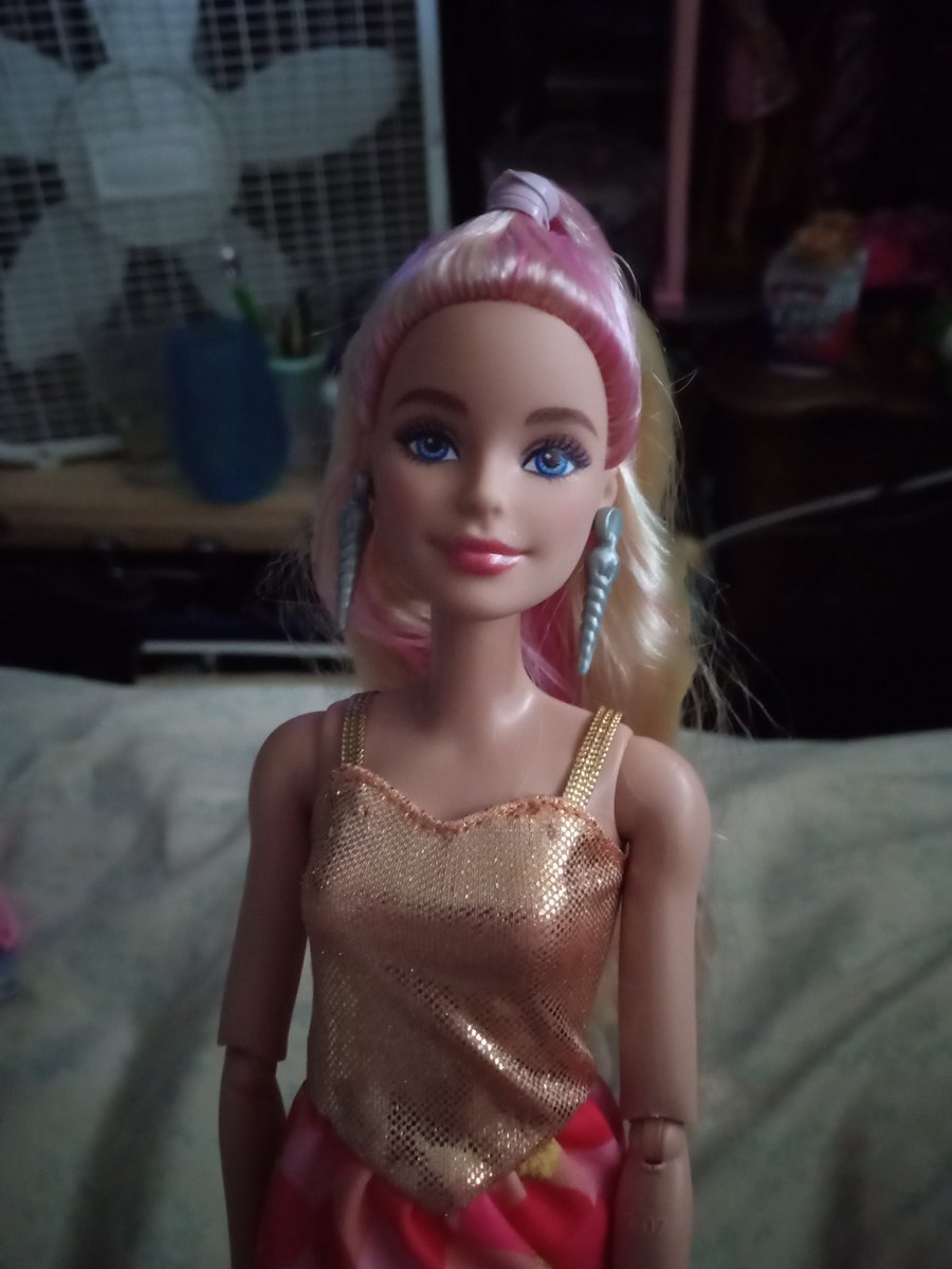 yuseifudo21's tweet photo. Introducing Kerrigan!
#barbie #barbiedoll #barbieextra #barbieextrafly https://t.co/n1uSpxD18R
