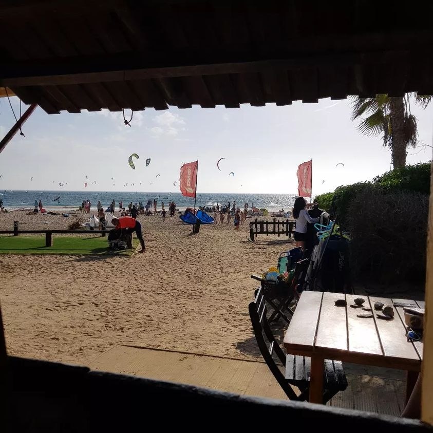 OutTarifa's tweet photo. #wavyday
Only 9 - 11 knots
#autumn https://t.co/EE0T1VdzcK