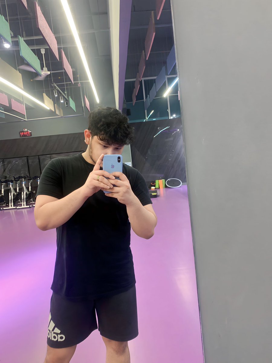 mstrjj_'s tweet photo. Bigboi looking for baby ❤️ https://t.co/qxMC1HXbAX