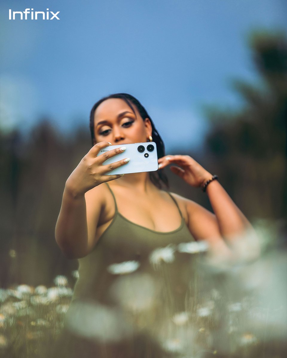infinixrwanda's tweet photo. Ntakindi bisaba dusure ku iduka ryacu rikwegereye tuguhe impano utahana! #ExclusivePriceDrop https://t.co/1mPPvVHSMY