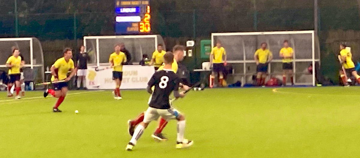 rhollis_journo's tweet photo. Been at @LindumHockey club today, to interview chairman Ben Smith and player coach/director of Hockey Matt Bell for @sirenradionews, getting their reaction on the recent promotion to the National League, in the England Hockey League Conference North. The club were very welcoming! https://t.co/fp4dGPeIv7