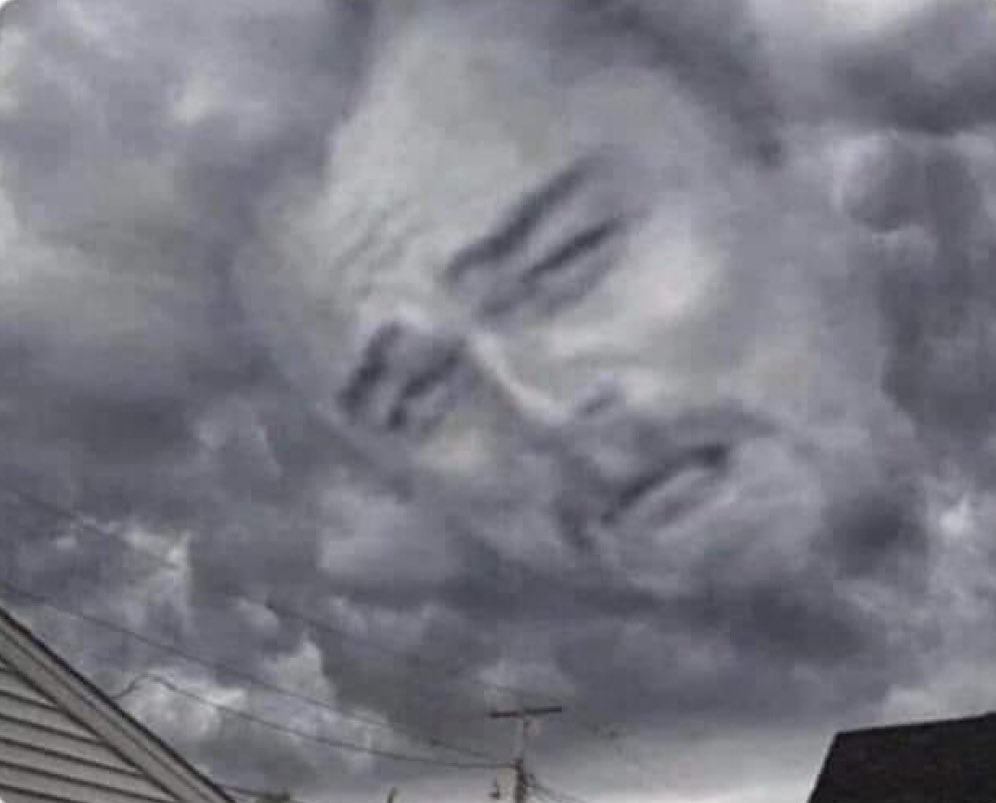 Yo: Vamos a ver el eclipse…

El cielo: