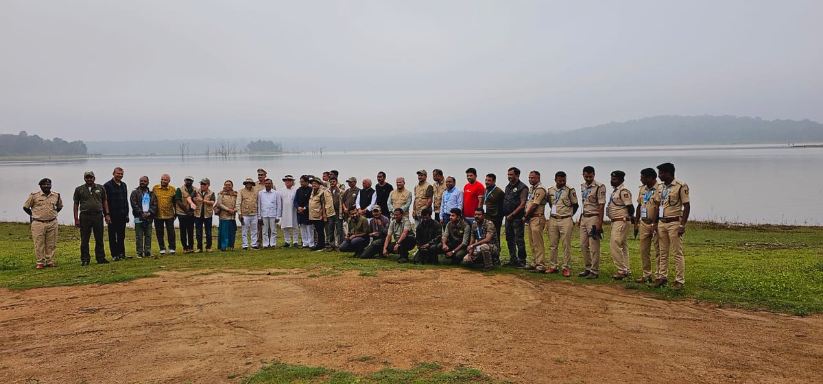 nagaraholetr's tweet photo. Parliament Standing Committee visit to Nagarahole Tiger Reserve
Study visit of the department related on science and technology, environment, forest and climate change.

@aranya_kfd 
@moefcc 
@harshaifs https://t.co/4CiSGkyPpq