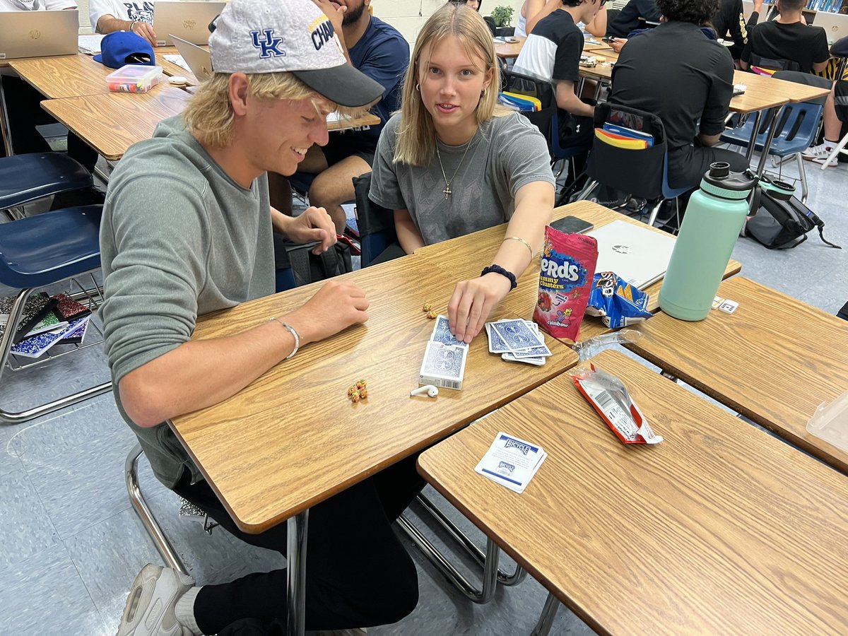 MrsgTravis's tweet photo. Finishing off Qt. 1 with a PBIS quarterly incentive @NaplesHS in English IV and AP Lit to celebrate students working hard! We had some heated battles of Dominoes and Uno! https://t.co/HbkOPwAD4W