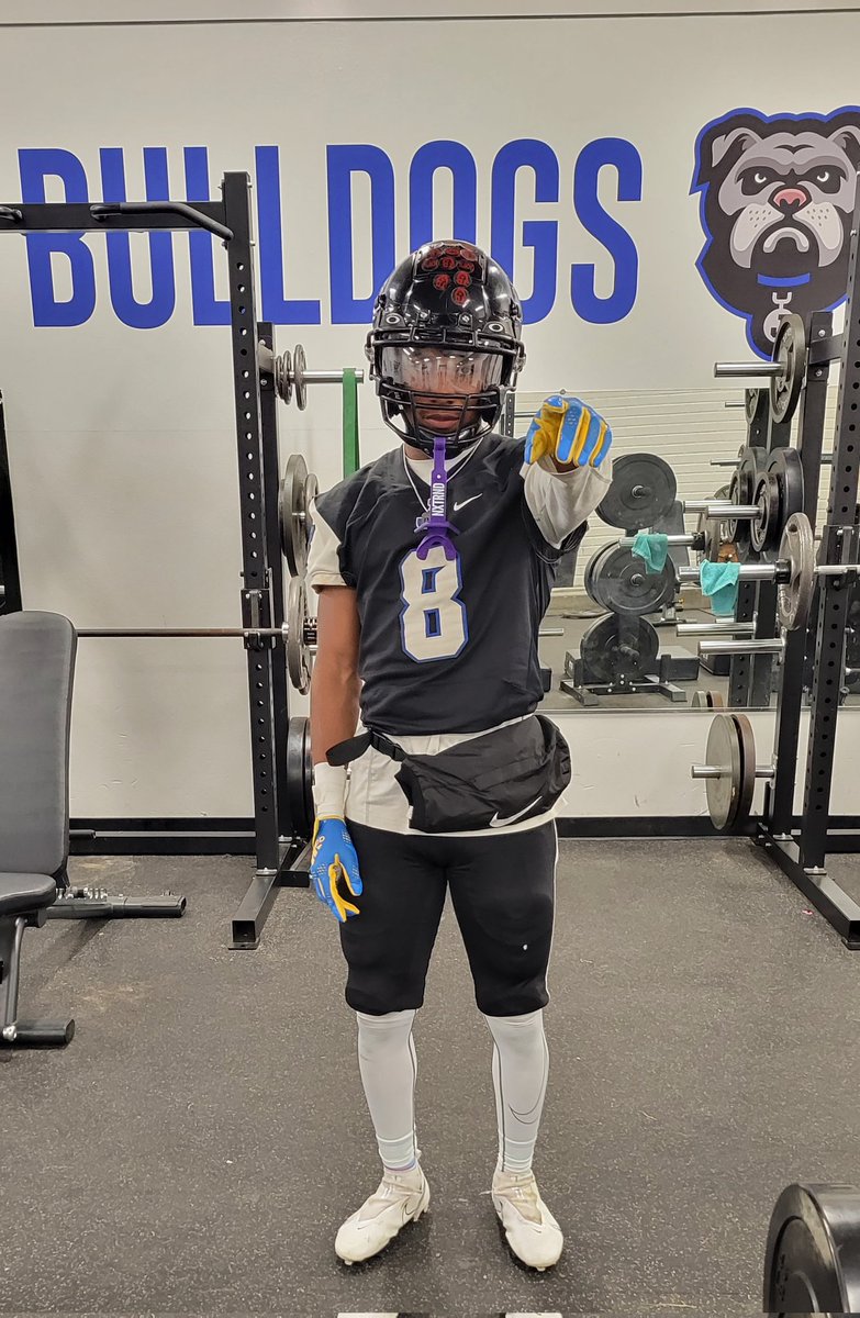 LAJordanFootball (@2019_lajordan) on Twitter photo Jr. #8 David Sandy Ath. 5'12 170lb's GPA 3.6 3-wks 17 TD 976yd's <a href="/CIFLACS/">CIF LA City Section</a> <a href="/Amandtastic/">Amanda Scurlock</a> <a href="/latsondheimer/">eric sondheimer</a> <a href="/Sandypoptarts/">David Sandy</a> <a href="/Brettarce84/">brett</a> <a href="/ScottieGraham/">Scottie Graham</a> <a href="/franks_coach/">Stanley Franks Jr</a> <a href="/Coach_ESanders/">Eric Sanders</a> <a href="/CoachSumlerSDSU/">Demetrius Sumler</a> <a href="/CoachFin_/">James Finley</a> @TheNewEScott <a href="/Matty_AhYou/">Matty Ah You</a> <a href="/Coach_Rich28/">Coach Rich Alvarez</a> <a href="/headcoachmiller/">@headcoachmiller</a> <a href="/PartnershipLA/">PartnershipLASchools</a> Jr. #8 David Sandy Ath. 5'12 170lb's GPA 3.6 3-wks 17 TD 976yd's <a href="/CIFLACS/">CIF LA City Section</a> <a href="/Amandtastic/">Amanda Scurlock</a> <a href="/latsondheimer/">eric sondheimer</a> <a href="/Sandypoptarts/">David Sandy</a> <a href="/Brettarce84/">brett</a> <a href="/ScottieGraham/">Scottie Graham</a> <a href="/franks_coach/">Stanley Franks Jr</a> <a href="/Coach_ESanders/">Eric Sanders</a> <a href="/CoachSumlerSDSU/">Demetrius Sumler</a> <a href="/CoachFin_/">James Finley</a> @TheNewEScott <a href="/Matty_AhYou/">Matty Ah You</a> <a href="/Coach_Rich28/">Coach Rich Alvarez</a> <a href="/headcoachmiller/">@headcoachmiller</a> <a href="/PartnershipLA/">PartnershipLASchools</a>