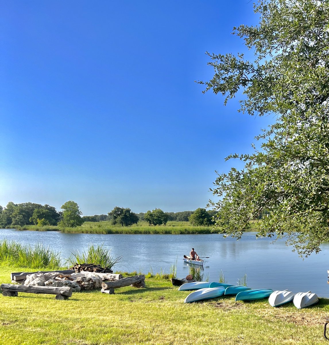 Adventure Awaits!

#Outdoorfun
#Kayaking
#Springfedlake
#Newexperiences
#Thegreatoutdoors
#Bonding
#Pricelessmemories
#SpringLakesRanch
#Familyreunions
#Corporateretreats
#Teambuilding
#WacoTx