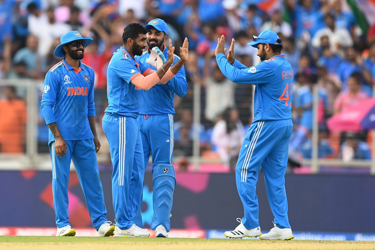 Jaspritbumrah93's tweet photo. 🇮🇳💙💙 https://t.co/dj2tKx8JBj