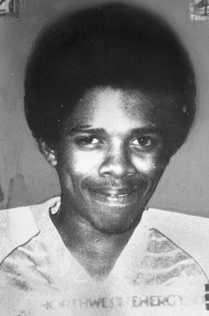 DeadSpotPod's tweet photo. Joseph Paul Franklin. A young boy from a broken home turned Neo-Nazi racist murderer. Join us as we discuss JPF (that's not his REAL name) and his racially fueled murderous spree throughout the 1970s.

https://t.co/TnNCwatZW7

#truecrime #truecrimecommunity #truecrimepodcast https://t.co/IAGJ9SSl1F