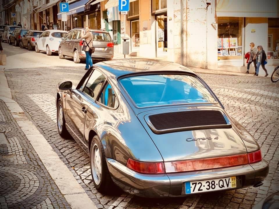 Pure style…..the Porsche 964 Carrera, those lines….