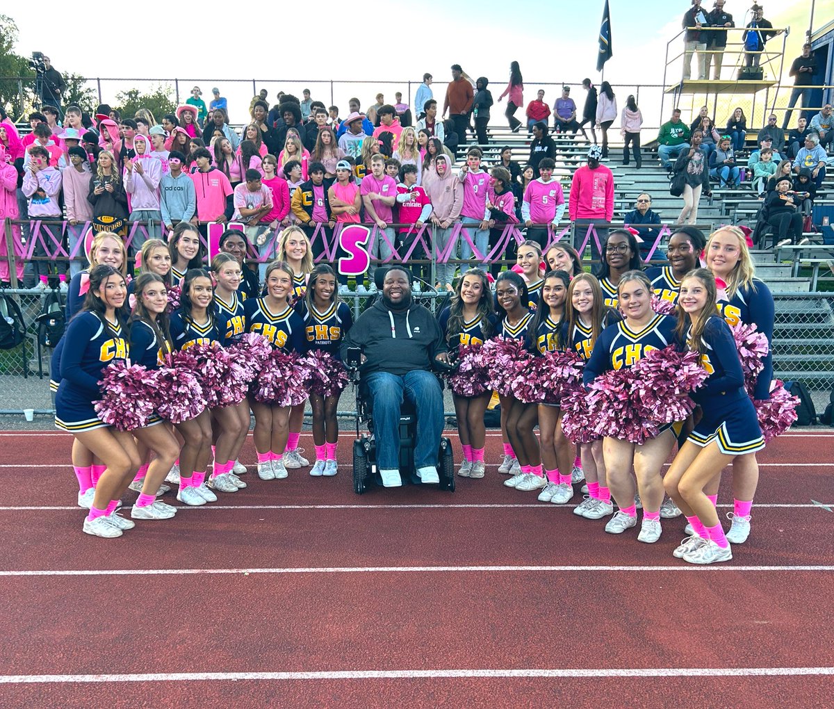 coloniahscheer's tweet photo. Pink out game ft. @EricLeGrand52! #bELieve

@ColoniaHigh @coloniahssports https://t.co/bysCDf4uEm