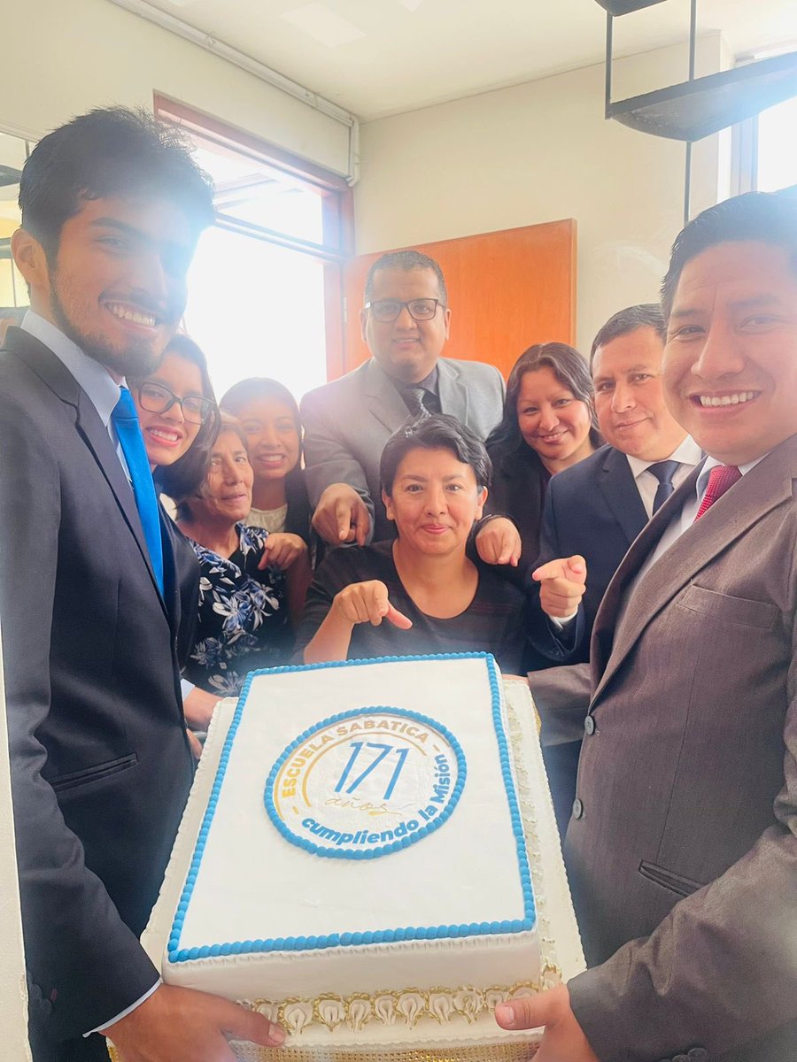 ✨¡Feliz Aniversario de la #EscuelaSabática! 🎉
En nuestro campo misionero #APCE se celebra los 171 años de la Escuela Sabática, cuyo propósito es: ser una agencia ganadora de almas. 👑 

#RID #EscuelaSabáticaViva