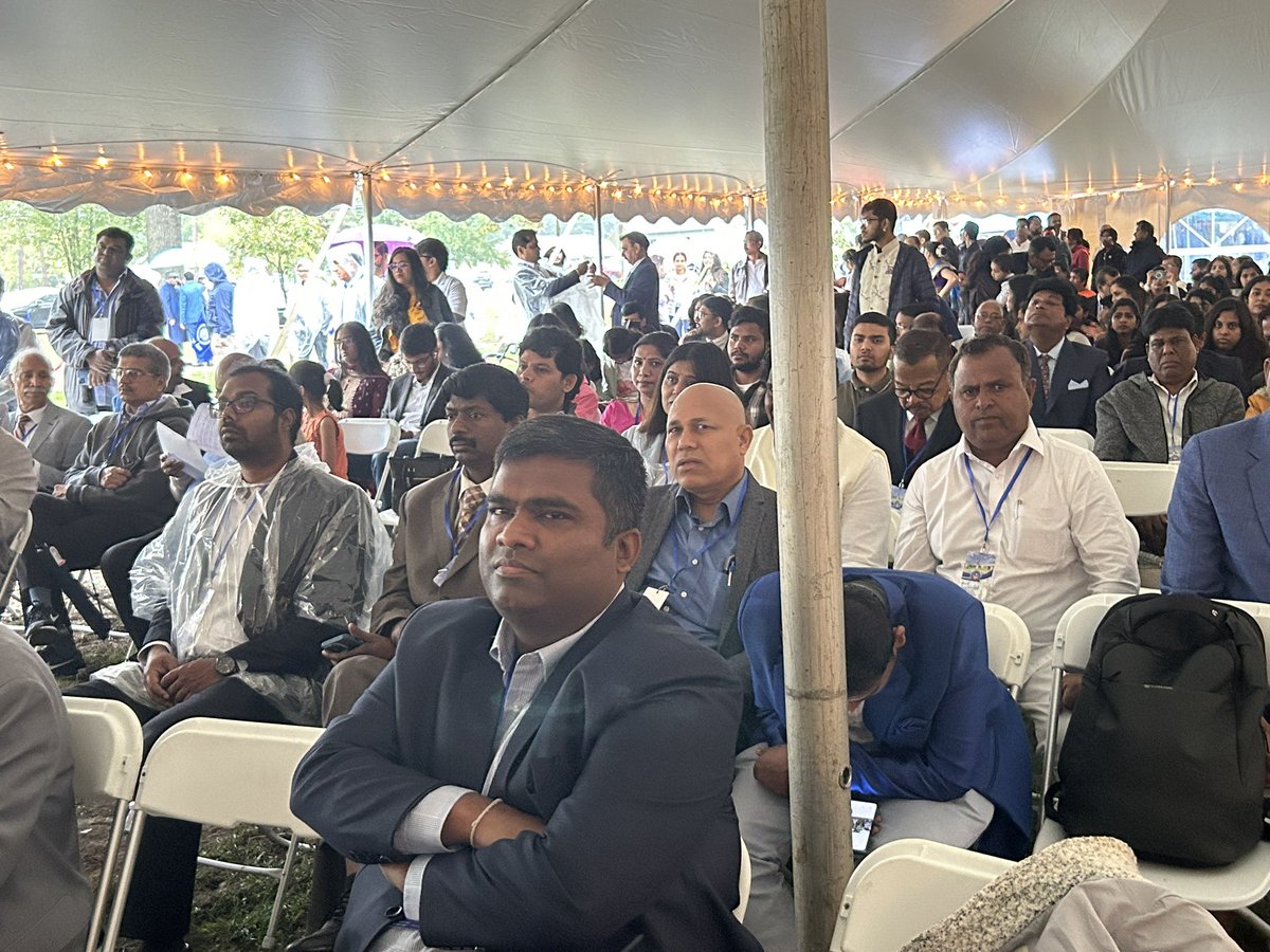 DalitDastak's tweet photo. आज 14 अक्तूबर के दिन जब America के Maryland में बाबसाहब की 12 फ़ीट ऊँची प्रतिमा का अनावरण हो रहा है, उस मौक़े पर यहाँ दुनिया भर से आये सैकड़ों अम्बेडकरवादियों के साथ मौजूद रहना  #DalitDastak के लिए गर्व की बात है। 
#AIC #AmbedkarStatue #Maryland https://t.co/djAUikDAAF