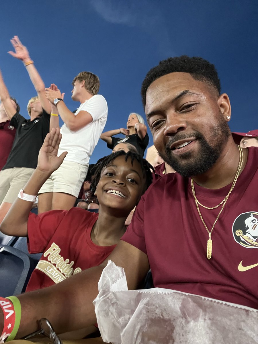 Smitty_904's tweet photo. #NoleRollCall let’s go Noles #GoNoles🍢 https://t.co/80rV3l6MPh
