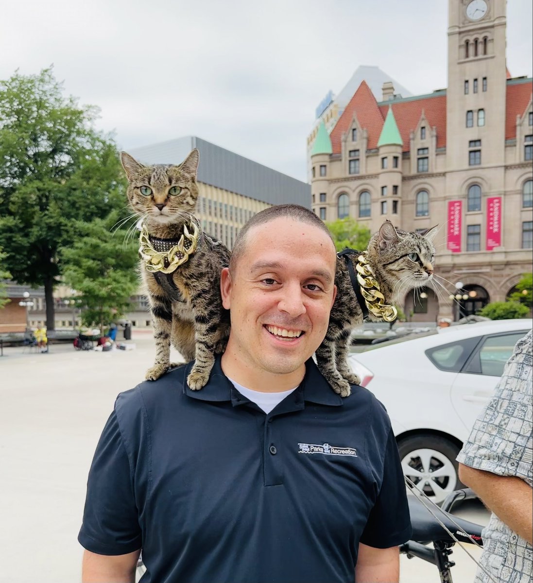 Ands651's tweet photo. @BillLindeke @MaryMorseMarti He’s great! 🐱 https://t.co/vKQB3A8Oe2