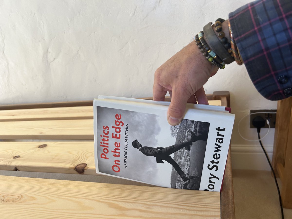 MelfordGreen's tweet photo. When building a new bed and your bedtime reading is just the right size to ensure the slats are equally spaced.  Thanks @RoryStewartUK for holding further chapters for the next book .., https://t.co/MWbeU9LZes