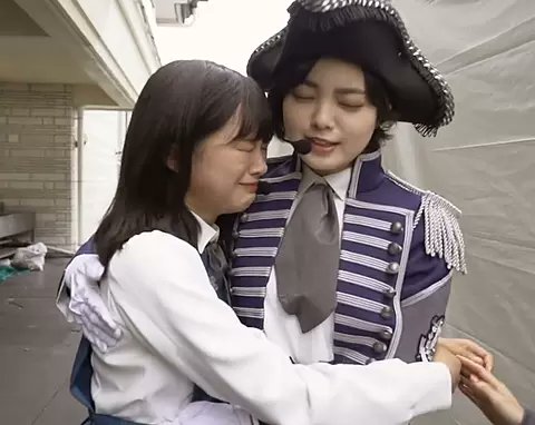 VeDqi's tweet photo. 泣けるね😭
#原田葵
#平手友梨奈 https://t.co/eCSTAkRrhe