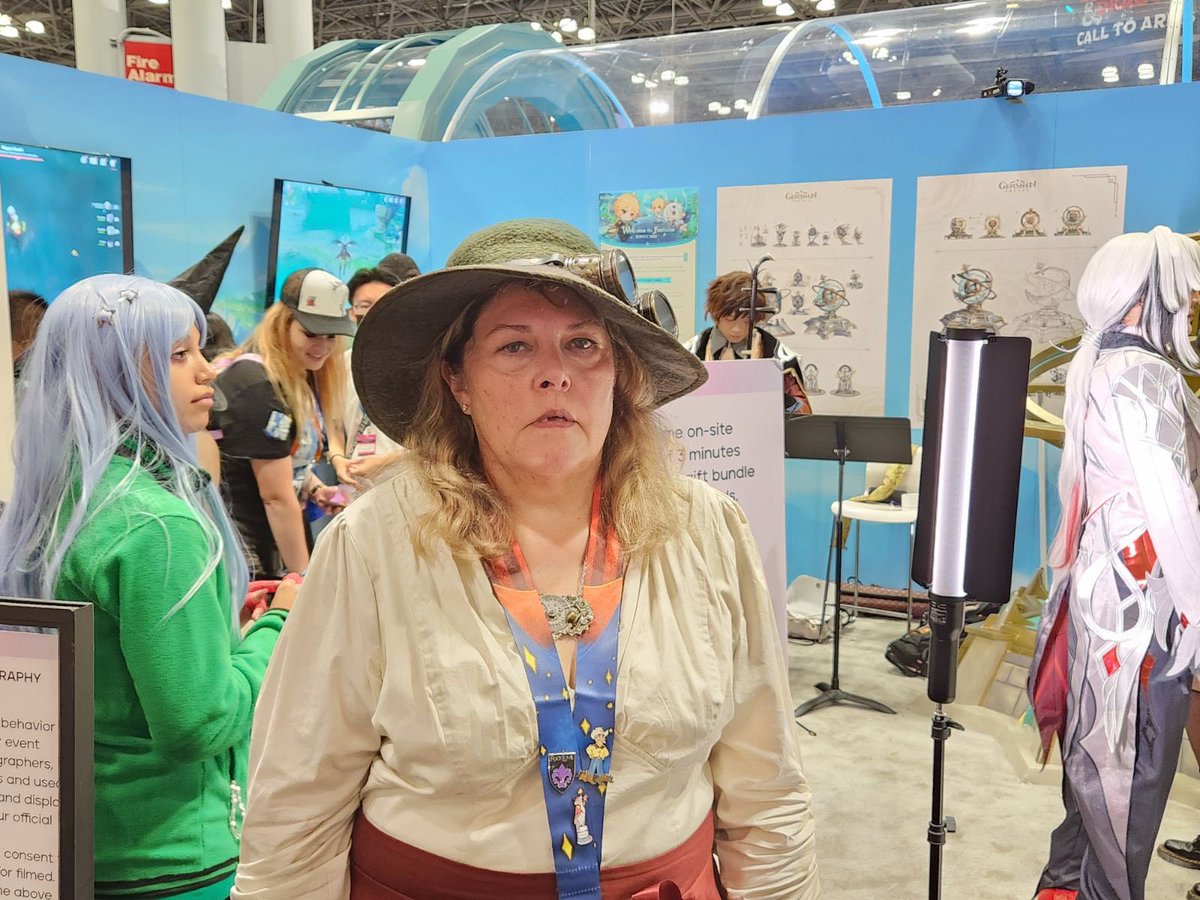 Posting from #nycc #FontaineNYCC #GenshinImpact