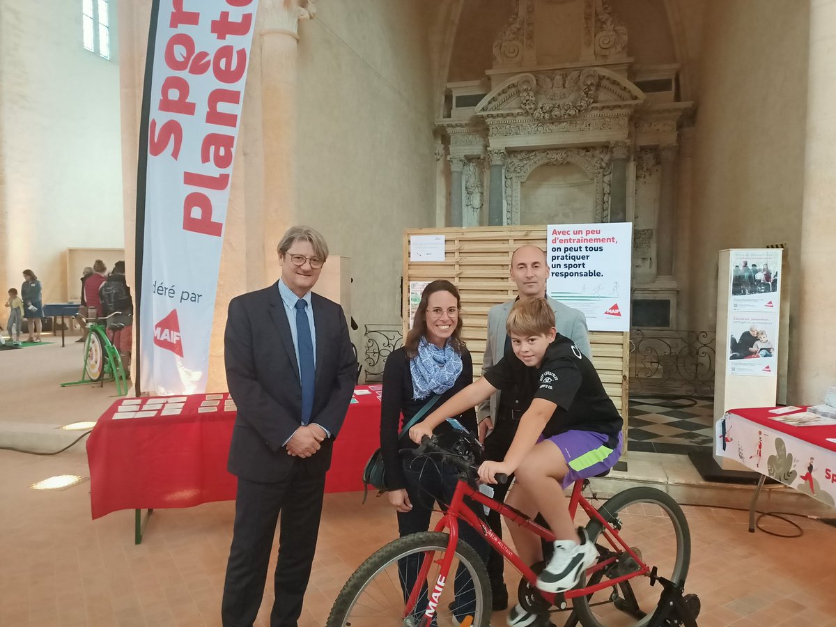 katasandan's tweet photo. Très heureux d avoir représenté @C_MORANCAIS à l’ Abbaye Royale de l’Epau à l occasion de la 32ème édition de la #fetedelascience
sur le thème "Sport & Science"
La région est co organisatrice de cet événement.
La #regionpdl soutien la
#Science et le #sport.
@AimerAgirPDL . https://t.co/pXdfEFksbN